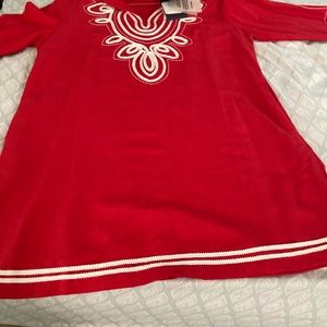 New Dress thahiti tunique, red color,new with tags,size 36,with embroidery.